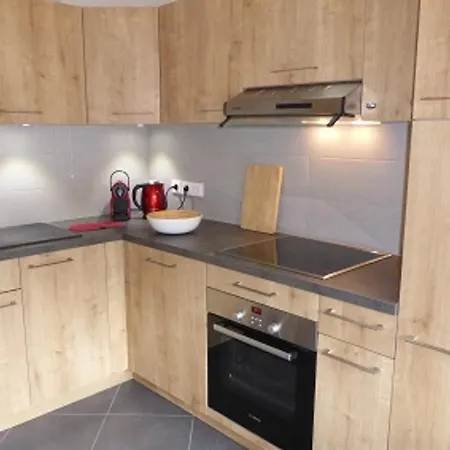 Duplex 4p Au Centre Du Village - Balcon Sud, Proche Navettes - Fr-1-629-13 아파트 사모엥